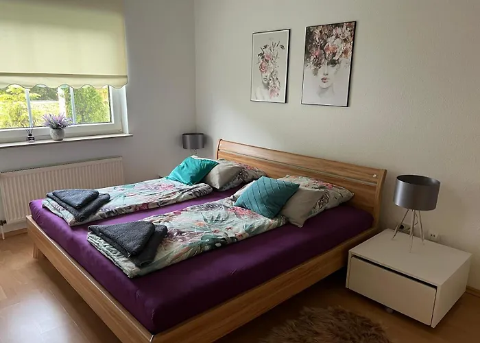 Grosszuegige 4-Zimmer-Wohnung In Dortmund Bis Zu 12 Personen